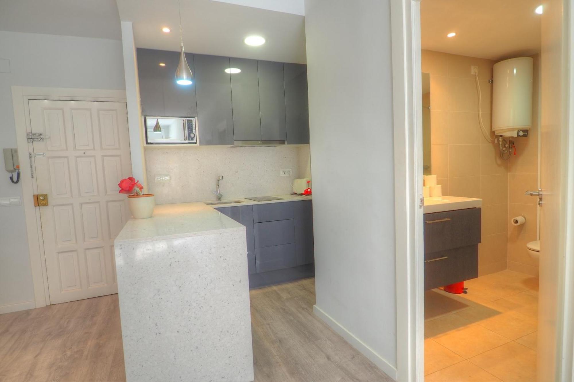 Orquidea Apartment By Hello Homes シッチェス エクステリア 写真